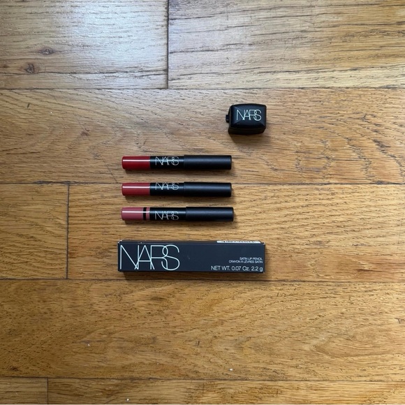 NWOT NARS Cosmetics lip liner bundle - Picture 1 of 14